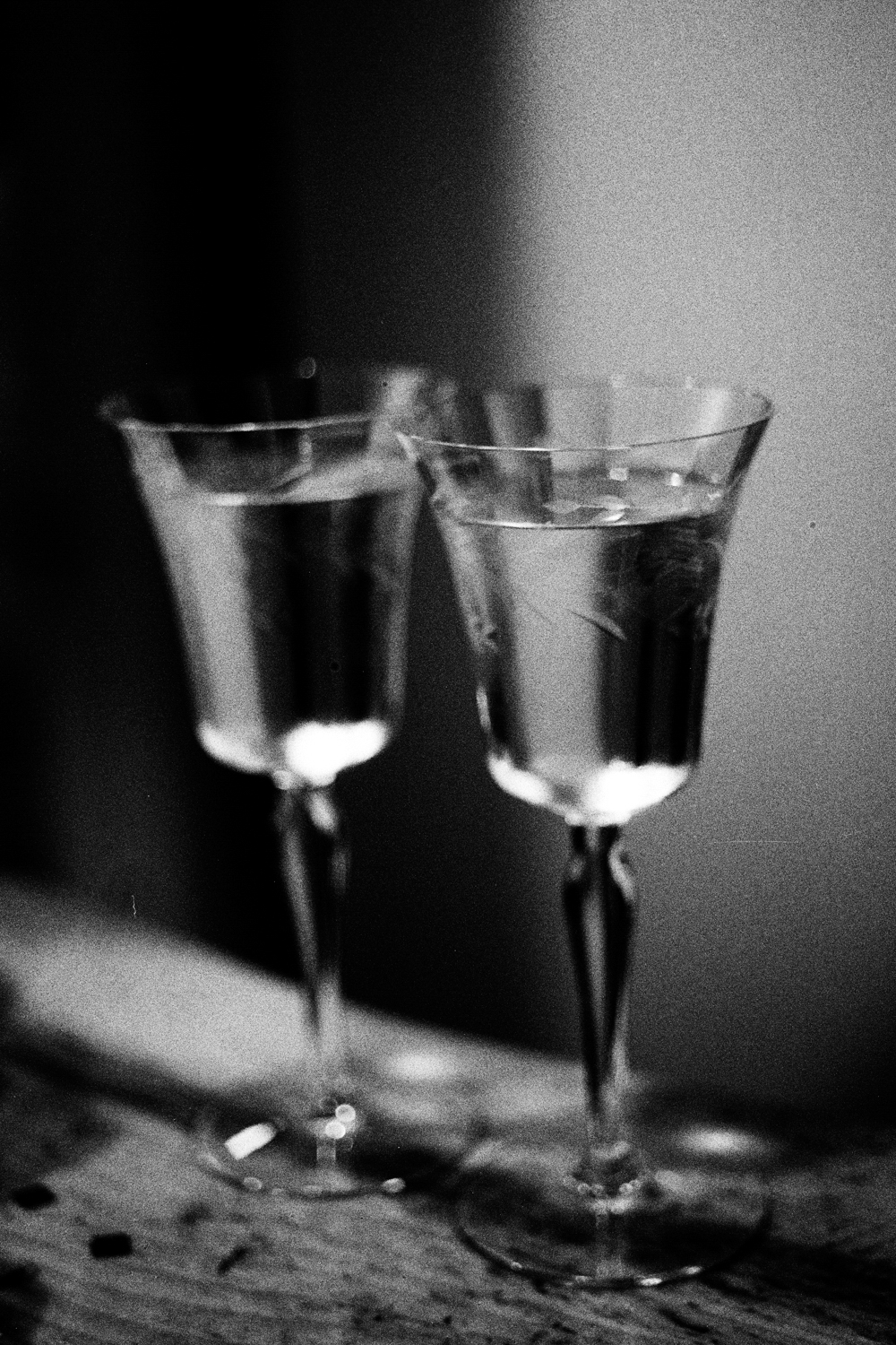 between miles : behind words - Katie Noble